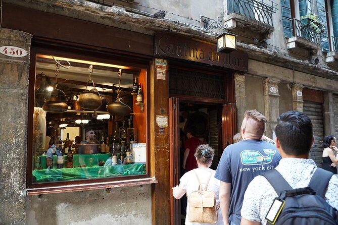 Venice Like a Local: Food, Wine & Spritz Tour with Traghetto Ride - San Polo and Campo San Bartolomeo: The Dessert Finale That Feels Like Closure
