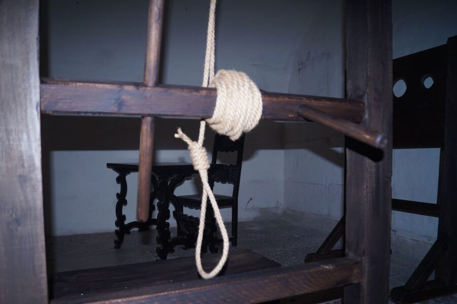 Venice: Lords of the Night Prison’s Palace Cells & Tortures - The Dark Cells and Graffiti: Why This Stop Hits