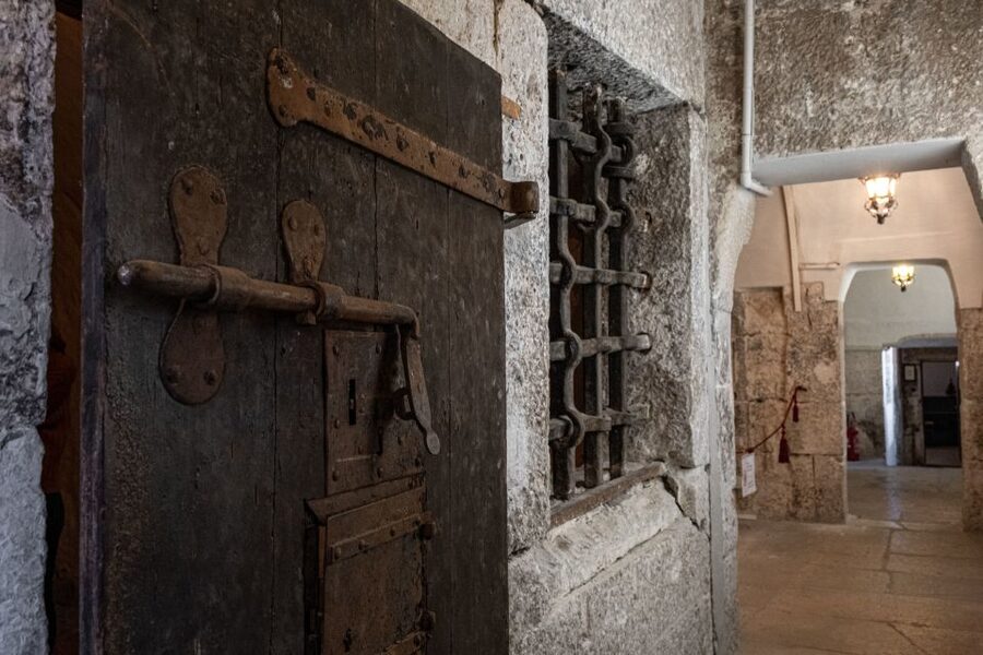 Venice: Lords of the Night Prison’s Palace Cells & Tortures - Casanova’s Arrest and Jailbreak Story: Where the Drama Lands