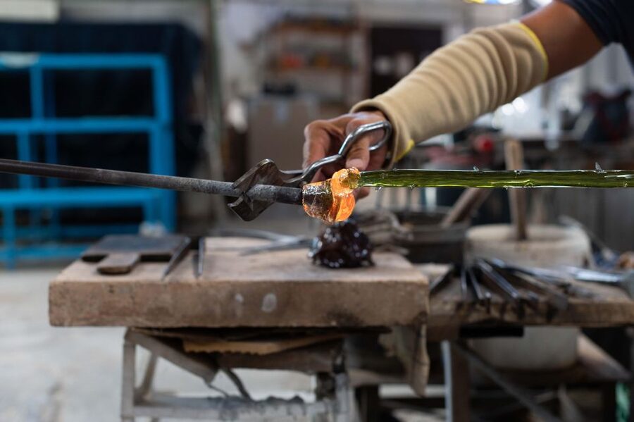 Venice: Murano Glass-Blowing Demo and Workshop - Meeting near Rialto, then getting out to the lagoon fast
