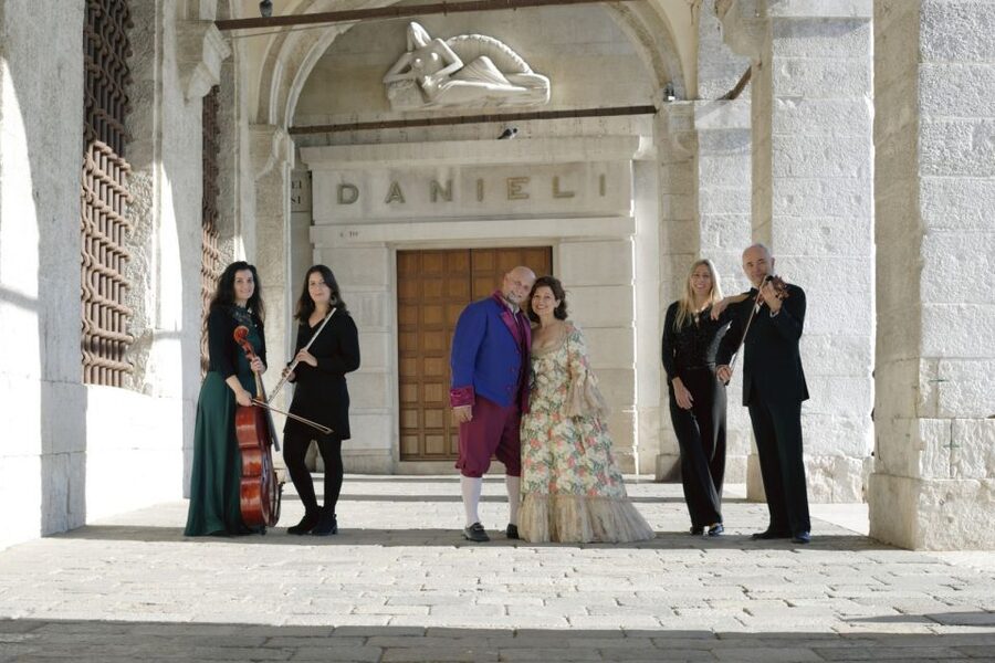 Venice: Opera Concert at Casanova Prisons in St. Mark Square - Inside the Council Hall: seating, pace, and group feel