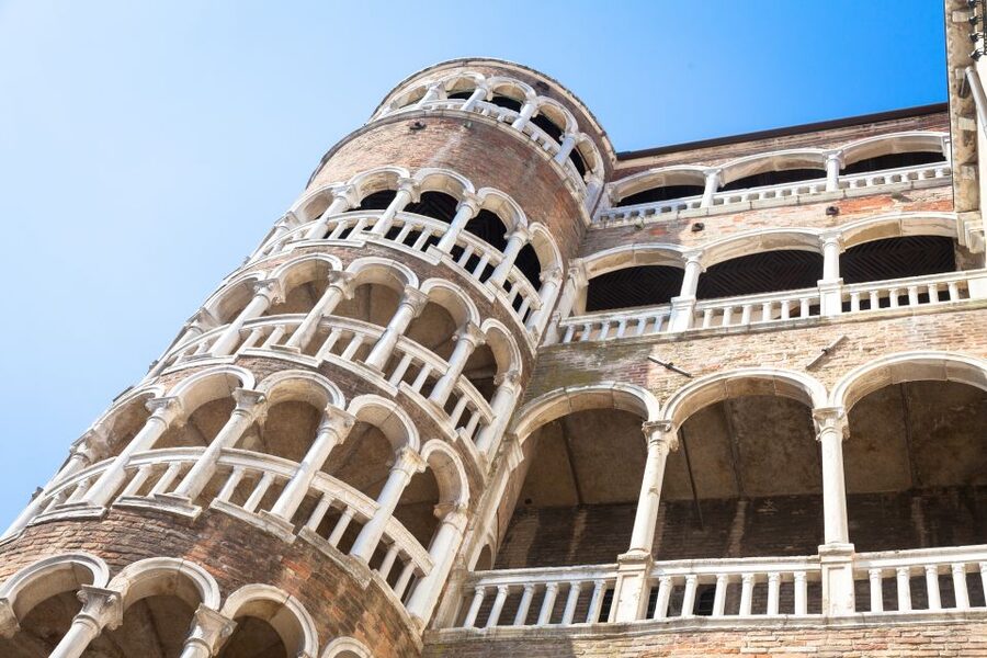 Venice: Palazzo Contarini del Bovolo Entrance Ticket - The Scala Contarini del Bovolo climb: architecture up close
