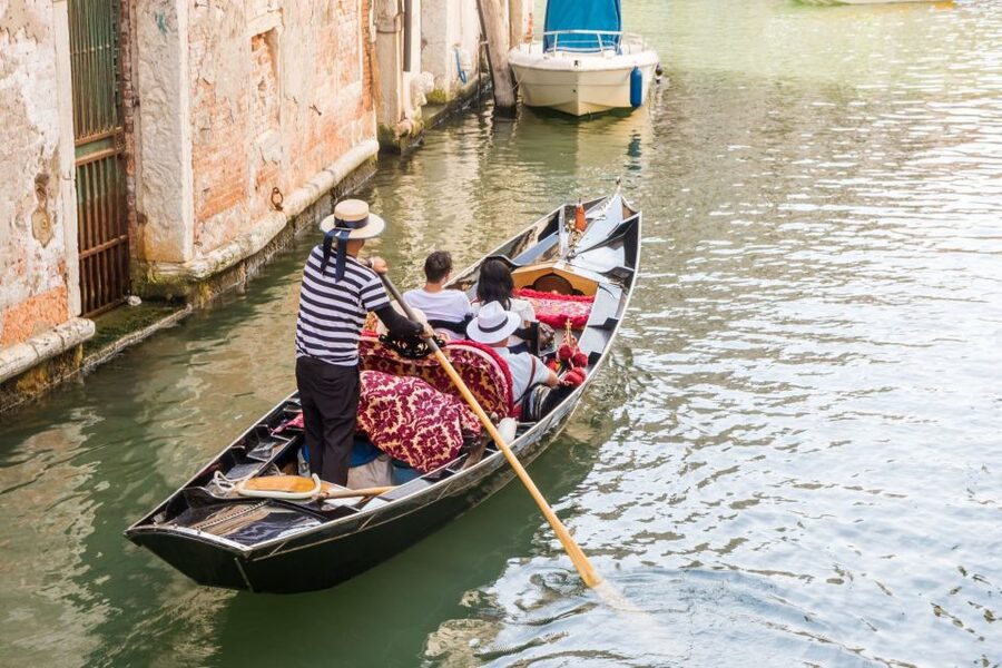 Venice: Private Gondola Cruise for up to 5 Passengers - What you’ll actually see in 30 minutes on Venice’s water