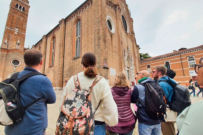 Venice Sightseeing Small Group Walking Tour with a Local Guide - Meeting at Dorsoduro, Strolling Toward Venice’s Big Landmarks