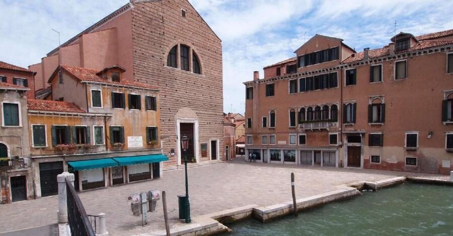 Venice: Sightseeing Tour with a Local expert - Campo San Pantalon and Campo San Rocco: The Quiet Squares That Teach You Venice