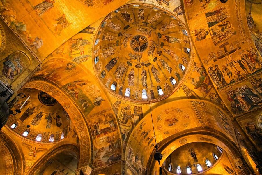 Venice: Skip-the-line St. Mark's Basilica Entry & Audioguide - St. Mark’s Basilica fast-track: why this ticket saves real time