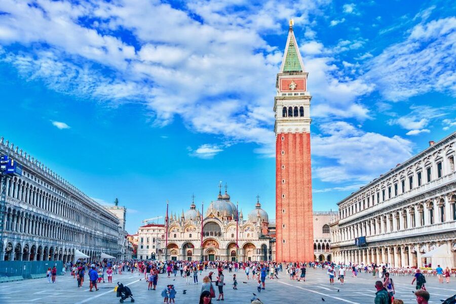 Venice: St. Mark's Basilica and Gondola Morning Tour - The terrace viewpoint: fast orientation with big payoff
