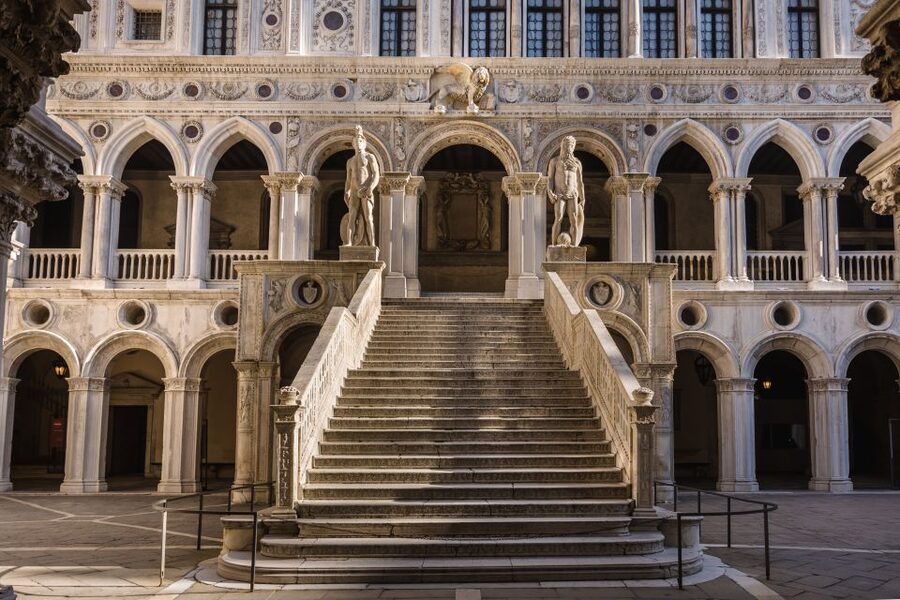 Venice: St Mark's Basilica, Doge Palace, & Bell Tower Option - The Bridge of Sighs and Piombi Prisons: a short crossing with a long emotional hit