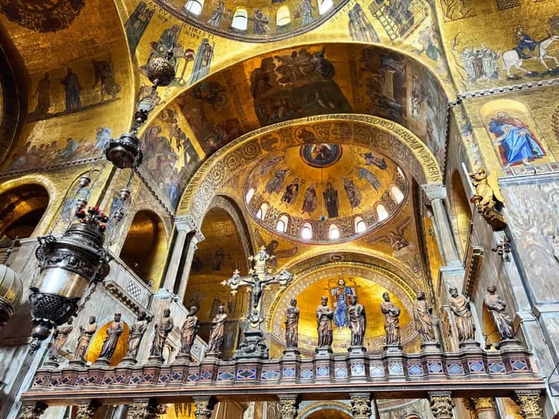 Venice: St. Mark's Basilica Guided Tour and Terrace Option - Saint Mark’s Treasury, relics and precious items with context