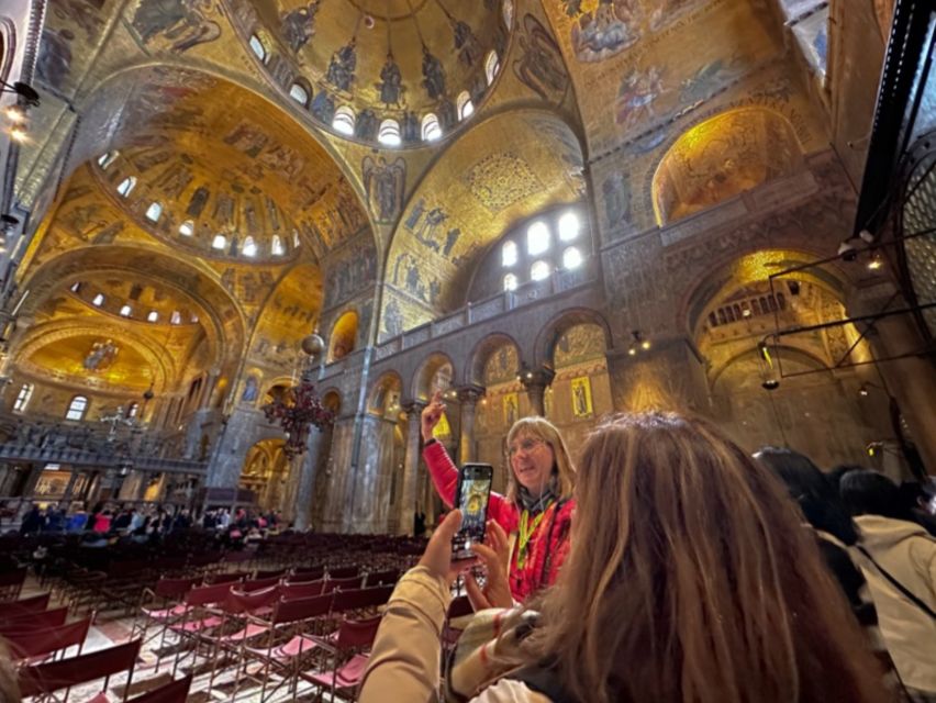 Venice: St Mark's, Doge's Palace, Murano & Burano Day Tour - The real value: why this day tour is good for first-timers