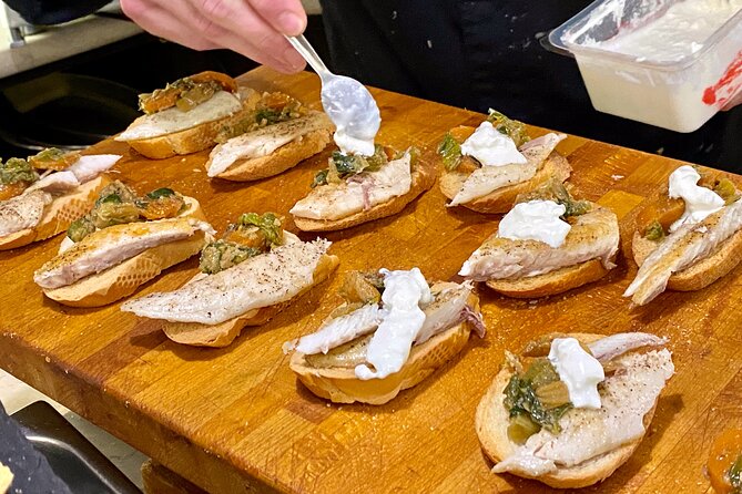 Venice Street Food Tour with Local Guide with Local Food Market Visit - How this Venice street food tour feels in the real world