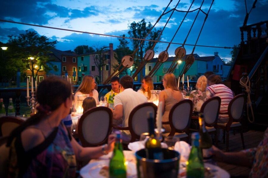 Venice: Venetian Lagoon Tour and Galleon Dinner - Key things I’d watch for