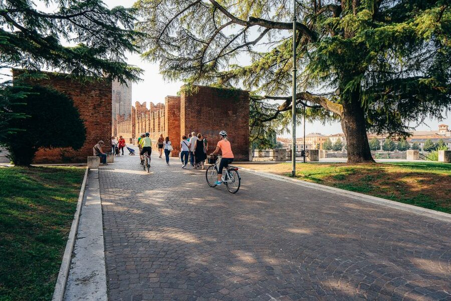 Verona: Classic and Hidden Gems Bike Tour - Cappuccino break: the reset that keeps the tour fun