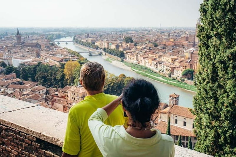 Verona: Classic and Hidden Gems Bike Tour - Traffic, riding level, and what easy-intermediate really means
