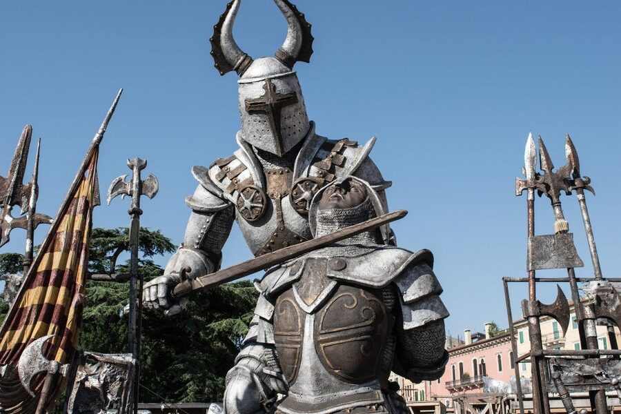 Verona Full-Day Tour from Lake Garda - Via Mazzini free time: shopping is optional, pacing is not