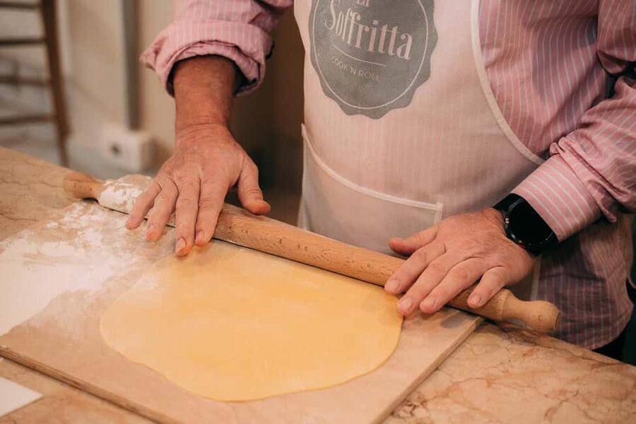 Verona: Hands-on Fresh Pasta and Tiramisù Cooking Class - Dietary needs, age limits, and who this is for