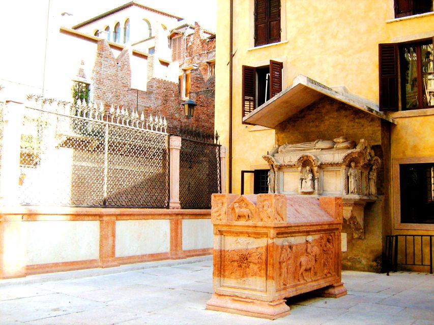 Verona: History and Hidden Gems Guided Walking Tour - Meeting at Piazza Bra, then turning the city into a story