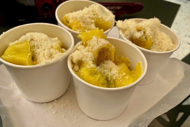 Verona walking tour:food, wine, legends, lunch/dinner & cable car - Gourmet stops and the “fornaio” tradition