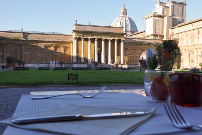 VIP Vatican Breakfast and Guided Tour with Sistine Chapel Access - Why a VIP Vatican Breakfast Tour Works at 8:20am