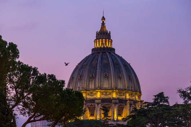 VIP Vatican Breakfast and Guided Tour with Sistine Chapel Access - St. Peter’s Square: Bernini’s geometry in real life